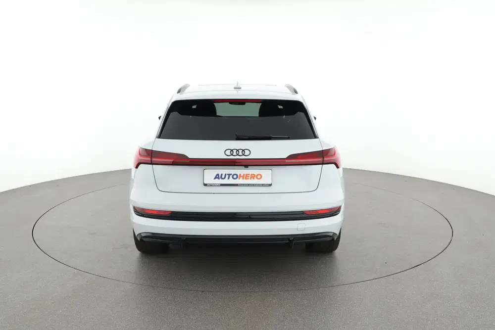 Audi e-tron e-tron 50 quattro Launch edition Black 71 uit 2019, foto 5