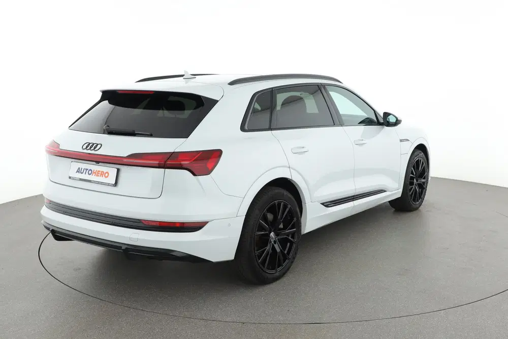 Audi e-tron e-tron 50 quattro Launch edition Black 71 uit 2019, foto 6