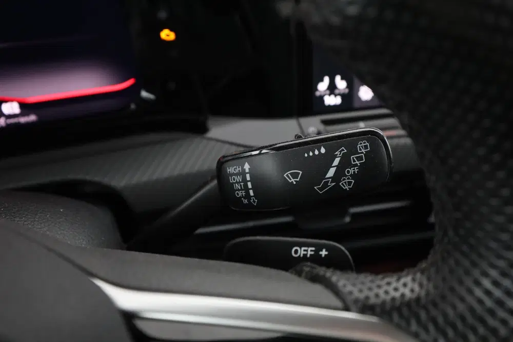 Volkswagen Golf 1.5 eTSI Life Business uit 2022, foto 13