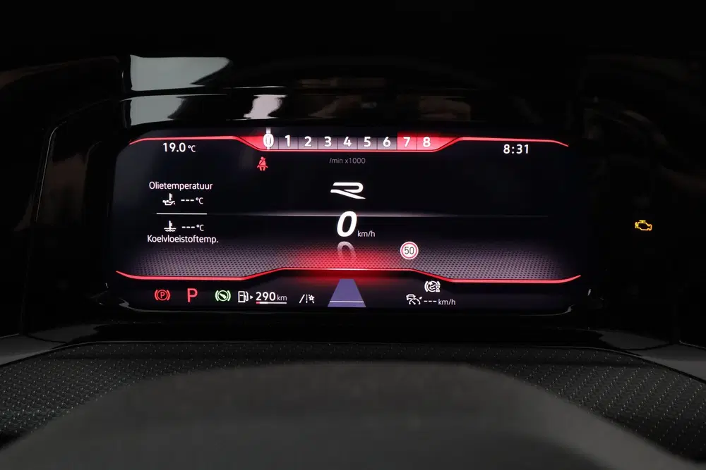 Volkswagen Golf 1.5 eTSI Life Business uit 2022, foto 14