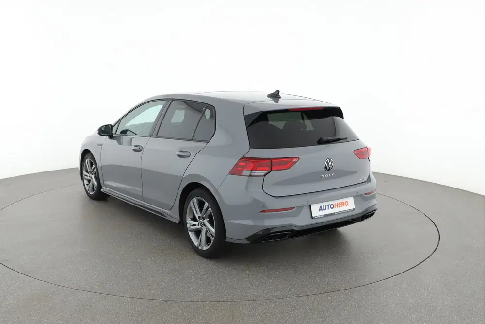 Volkswagen Golf 1.5 eTSI Life Business uit 2022, foto 4