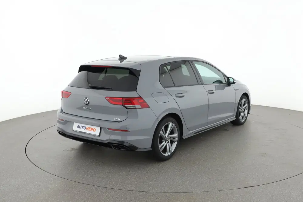 Volkswagen Golf 1.5 eTSI Life Business uit 2022, foto 6
