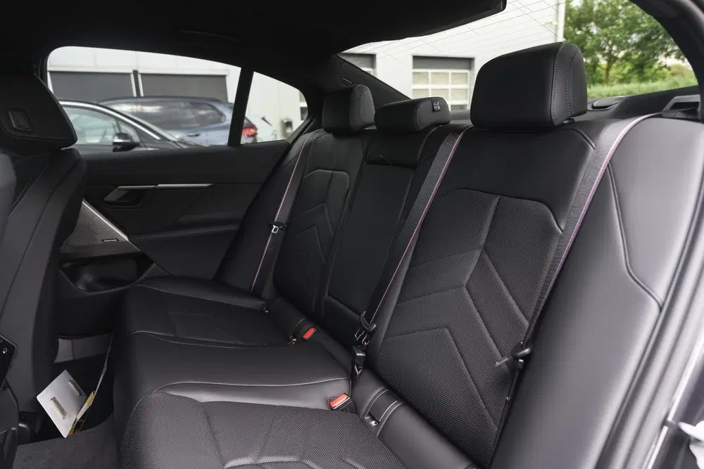 BMW i5 eDrive40 M Sport uit 2026, foto 11