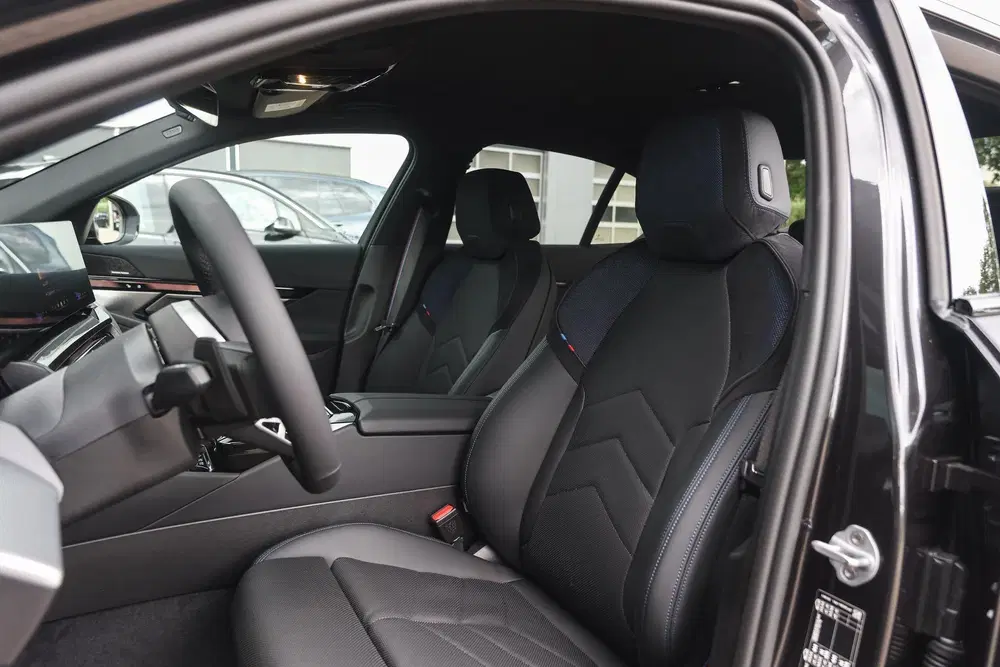BMW i5 eDrive40 M Sport uit 2026, foto 8