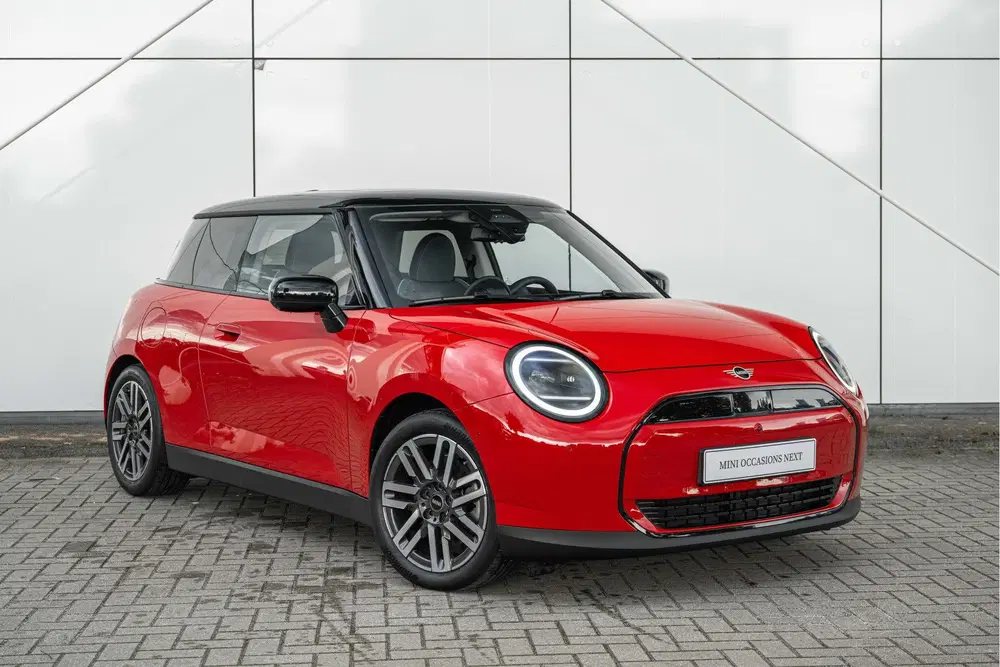 Mini Hatchback Cooper E uit 2024, foto 12