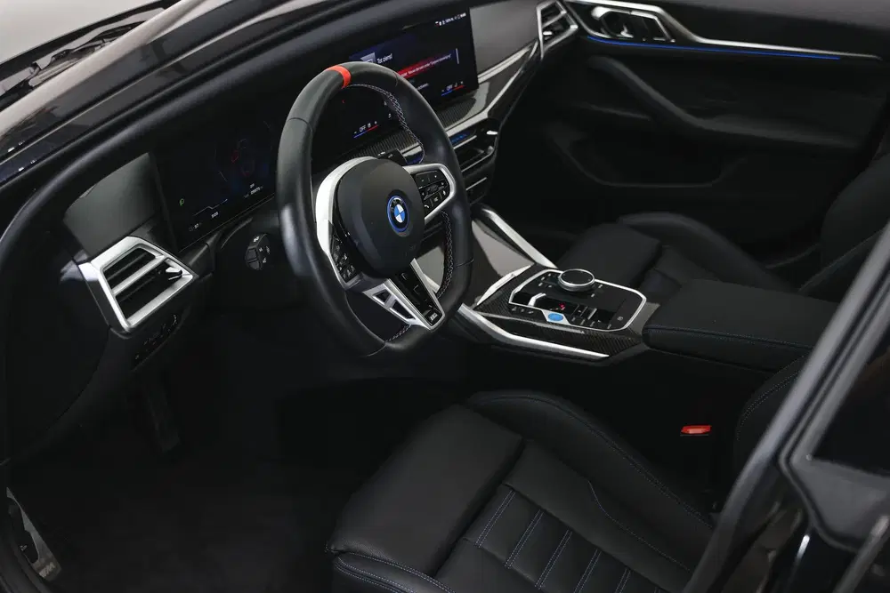 BMW i4 M60 uit 2025, foto 9