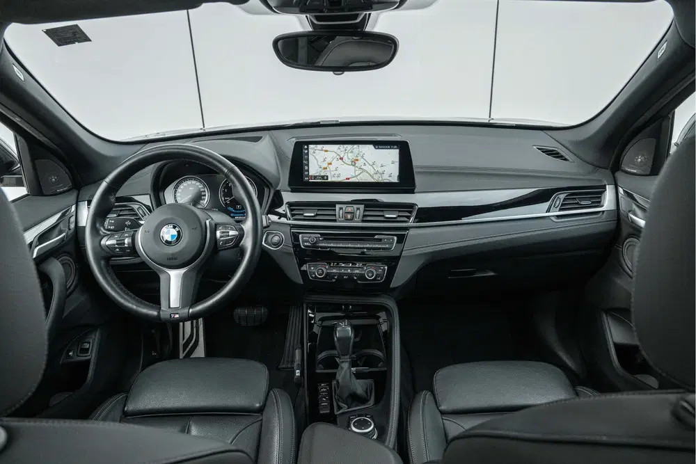 BMW X1 xDrive25e M Sport Automaat uit 2021, foto 3