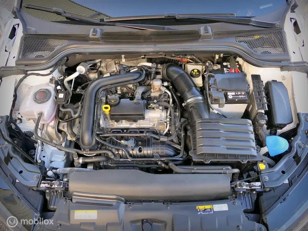Skoda Scala 1.0 TSI Sport Business uit 2024, foto 14