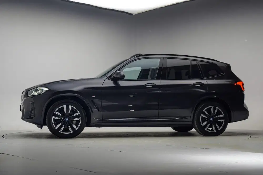 BMW iX3 M-Sport High Executive 80 kWh [ Panoramada uit 2022, foto 2
