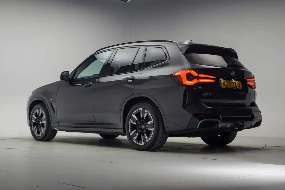 BMW iX3 M-Sport High Executive 80 kWh [ Panoramada uit 2022, foto 3