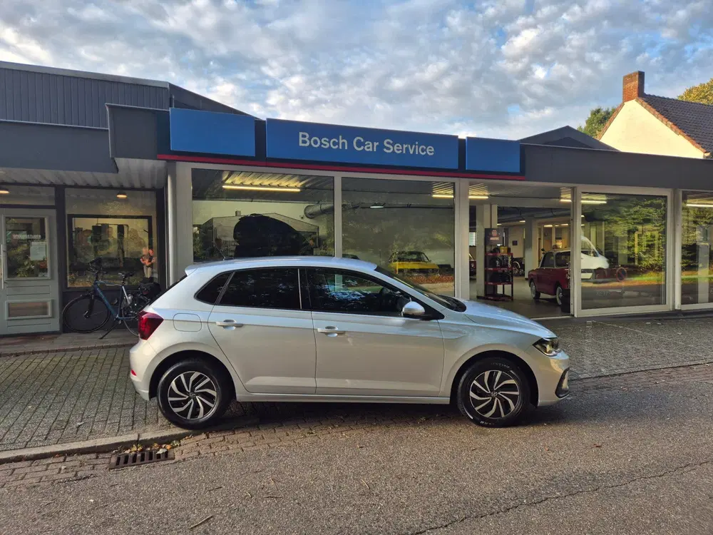 Volkswagen Polo 1.0 TSI Life Edition uit 2024, foto 2