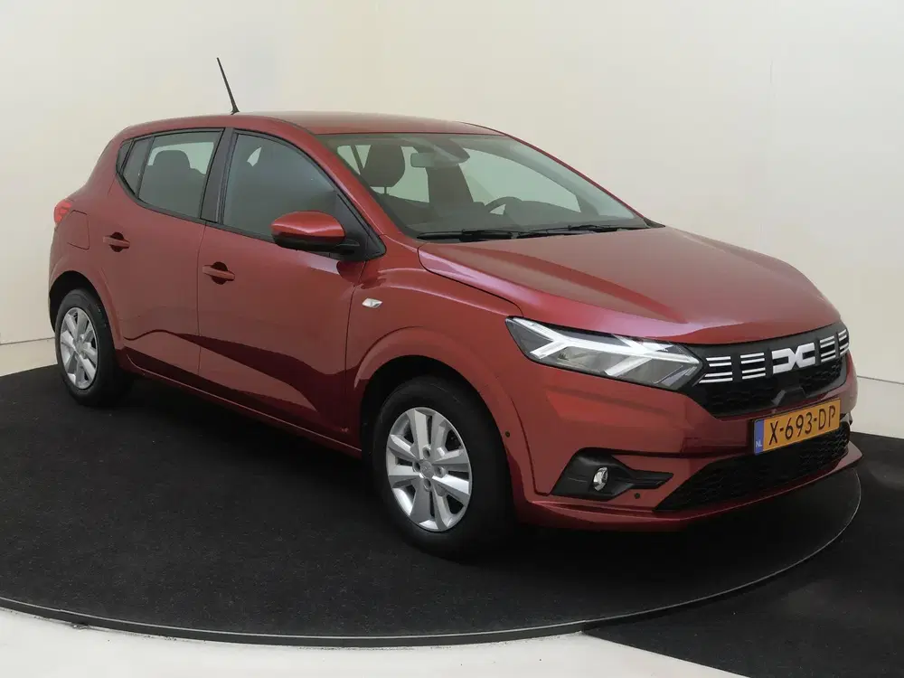 Dacia Sandero 1.0 TCe 90 Expression uit 2023, foto 2