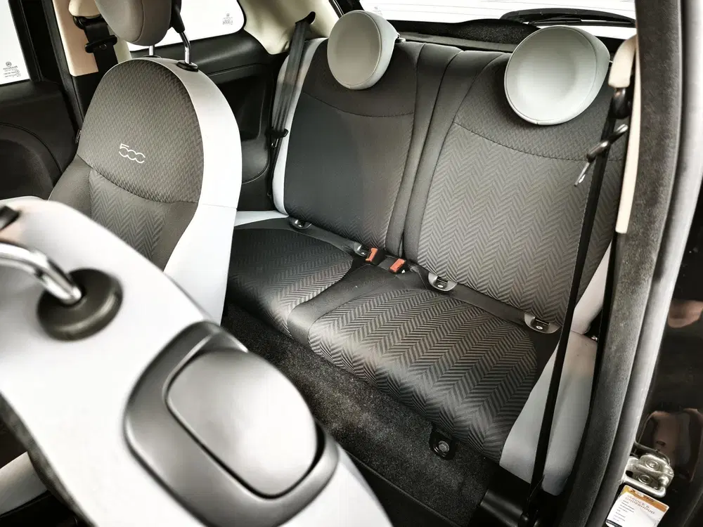 Fiat 500 0.9 TwinAir Turbo Young uit 2020, foto 8