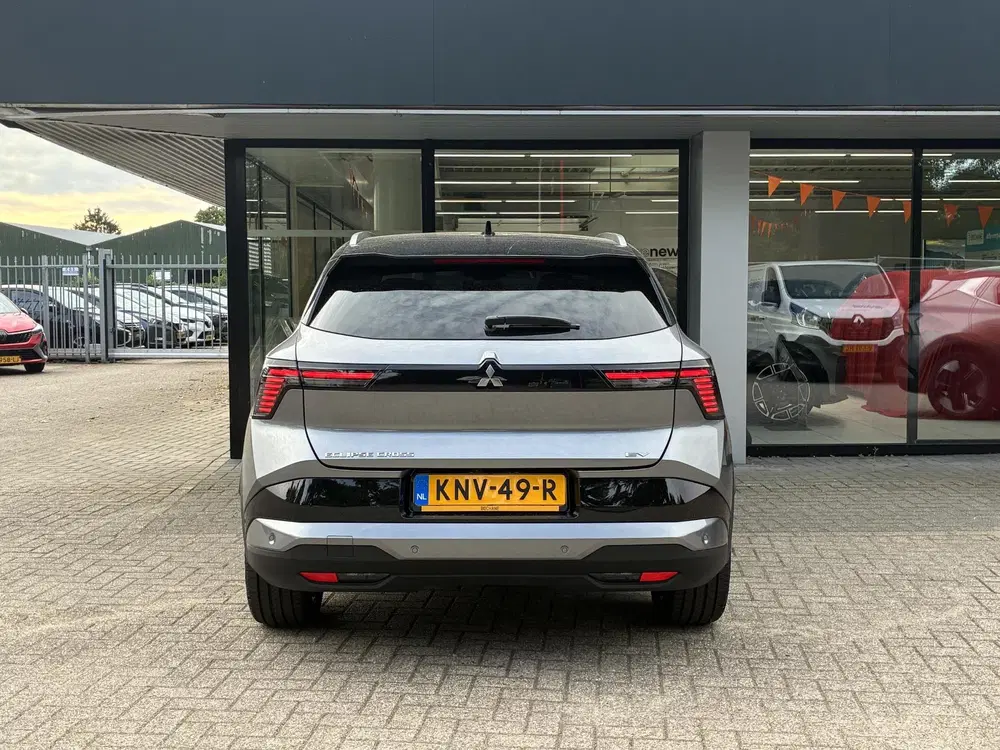 Mitsubishi Eclipse Cross Intense+ 87 kWh uit 2026, foto 3