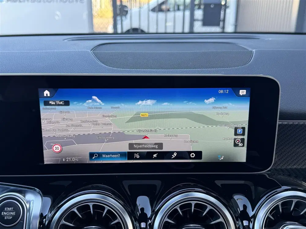 Mercedes-Benz GLB 200 Business Solution AMG (PANO uit 2020, foto 10