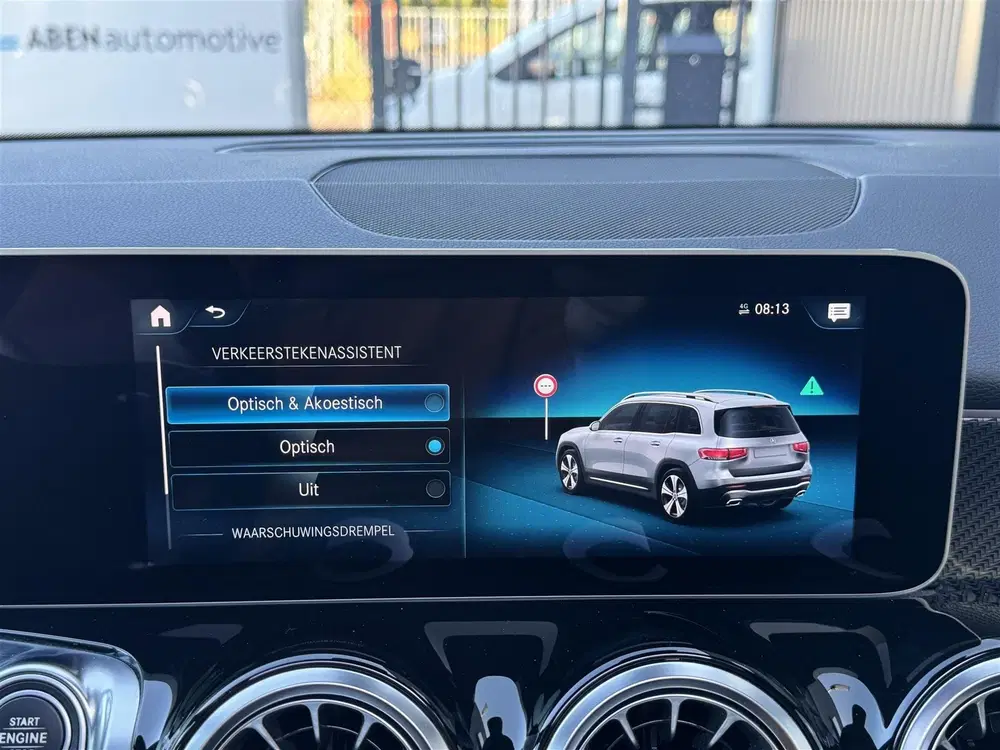 Mercedes-Benz GLB 200 Business Solution AMG (PANO uit 2020, foto 15