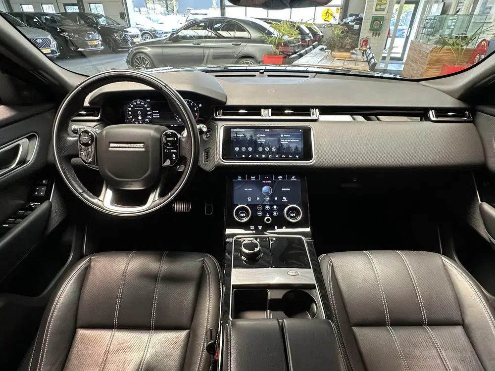 Land Rover Range Rover Velar 2.0 P250 TURBO AWD SE R-DYNAMIC uit 2020, foto 13