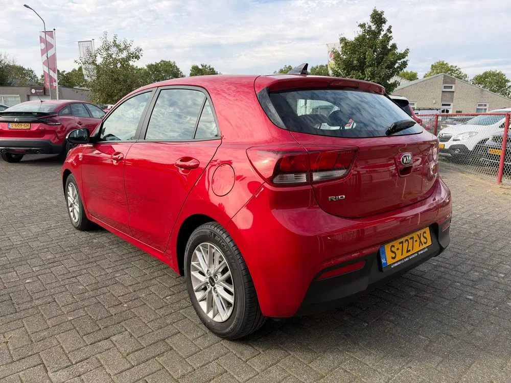 Kia Rio 1.0 TGDI DynamicLine uit 2020, foto 2