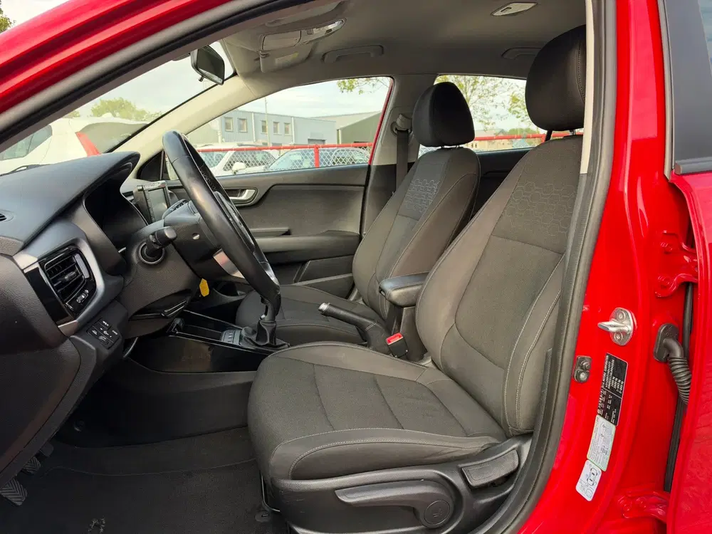 Kia Rio 1.0 TGDI DynamicLine uit 2020, foto 9