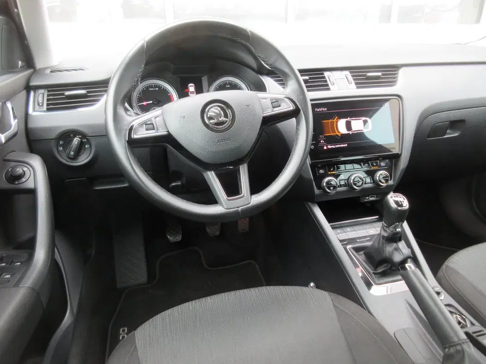 Skoda Octavia 1.0 TSI Style Business uit 2019, foto 13