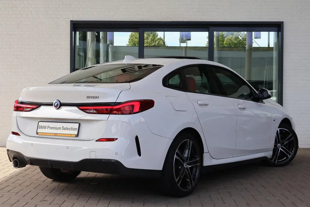 BMW 2-serie Gran Coupé 218i uit 2022, foto 2