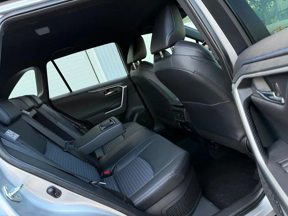 Toyota RAV 4 2.5 Hybrid AWD DYNAMIC 2023 FACE+ AUT LEDE uit 2023, foto 12