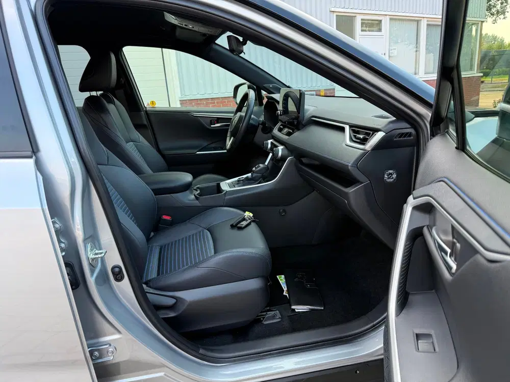 Toyota RAV 4 2.5 Hybrid AWD DYNAMIC 2023 FACE+ AUT LEDE uit 2023, foto 13