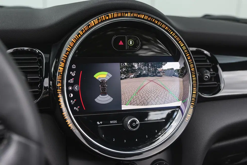 Mini Cabrio Cooper S JCW Rockingham GT Automaat uit 2023, foto 15