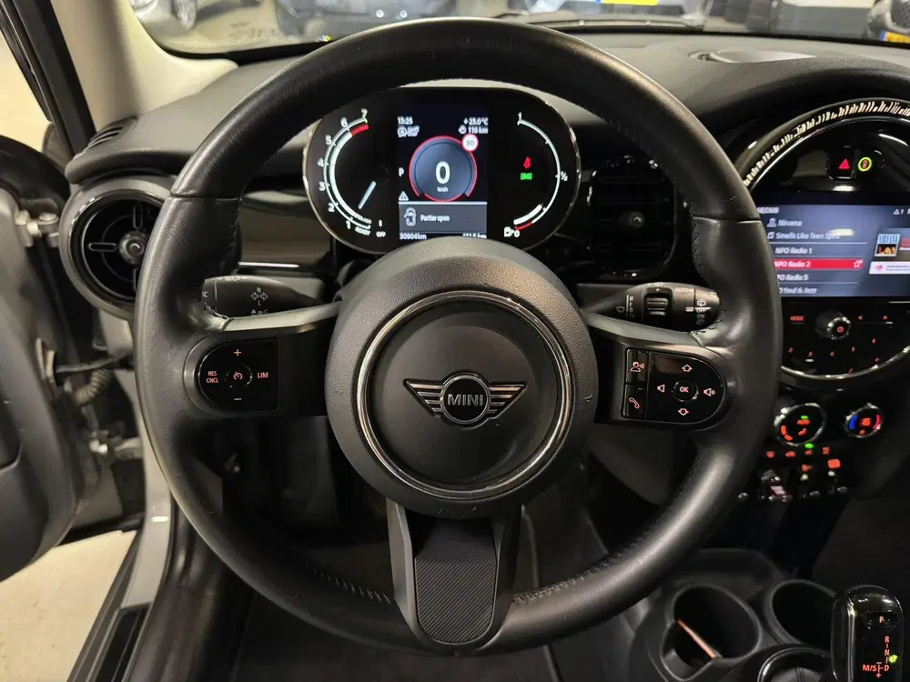 Mini Cooper 1.5 Cooper Camden Edition Automaat uit 2023, foto 10