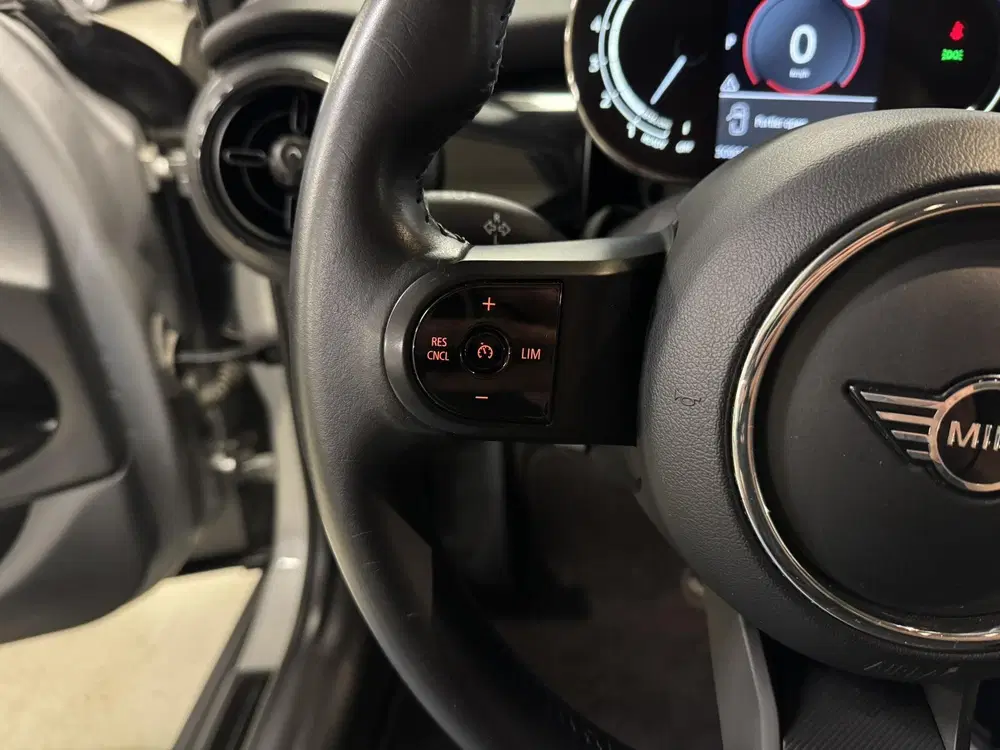 Mini Cooper 1.5 Cooper Camden Edition Automaat uit 2023, foto 11
