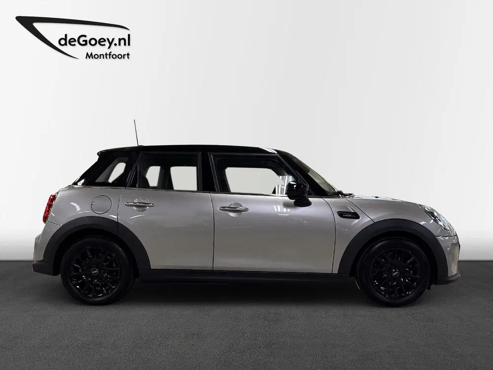 Mini Cooper 1.5 Cooper Camden Edition Automaat uit 2023, foto 3