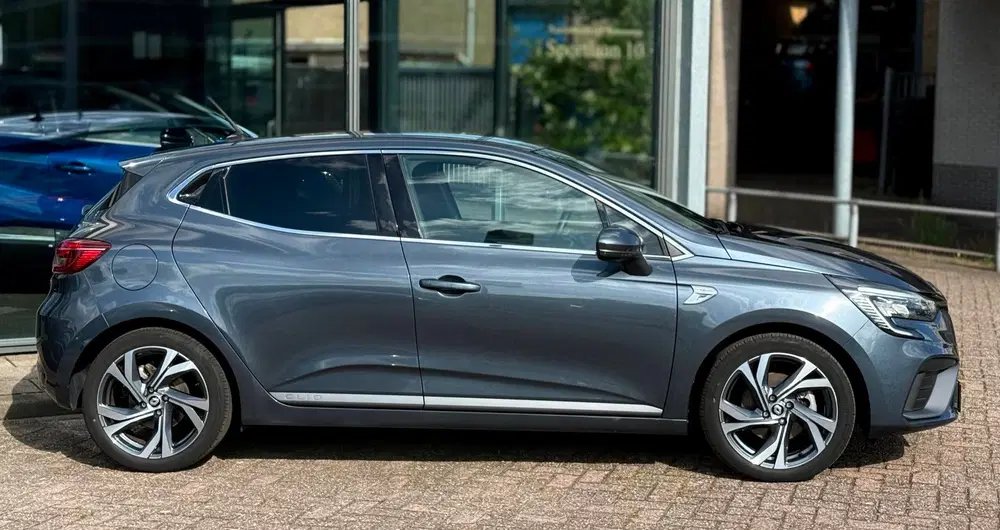 Renault Clio 1.6 E-Tech Hybrid 140 R.S. Line uit 2022, foto 13