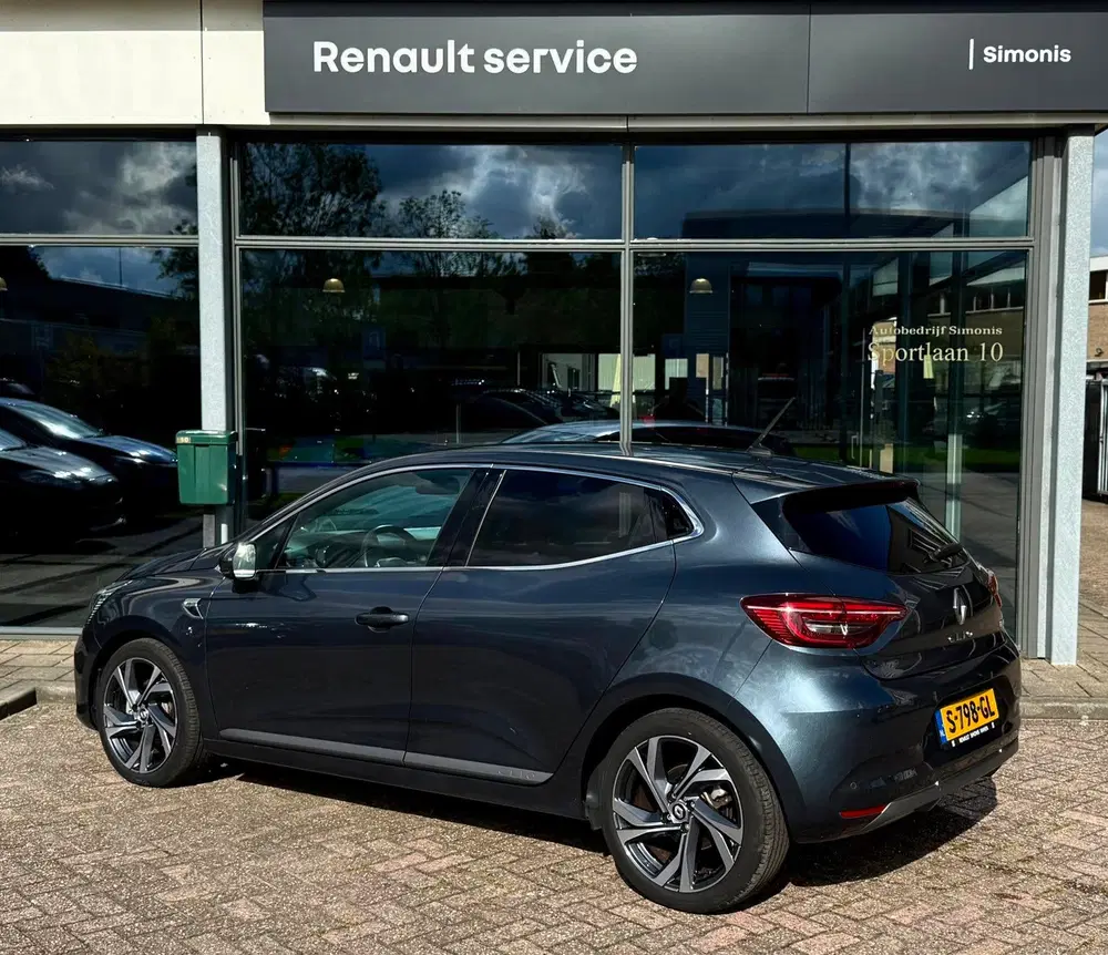 Renault Clio 1.6 E-Tech Hybrid 140 R.S. Line uit 2022, foto 2