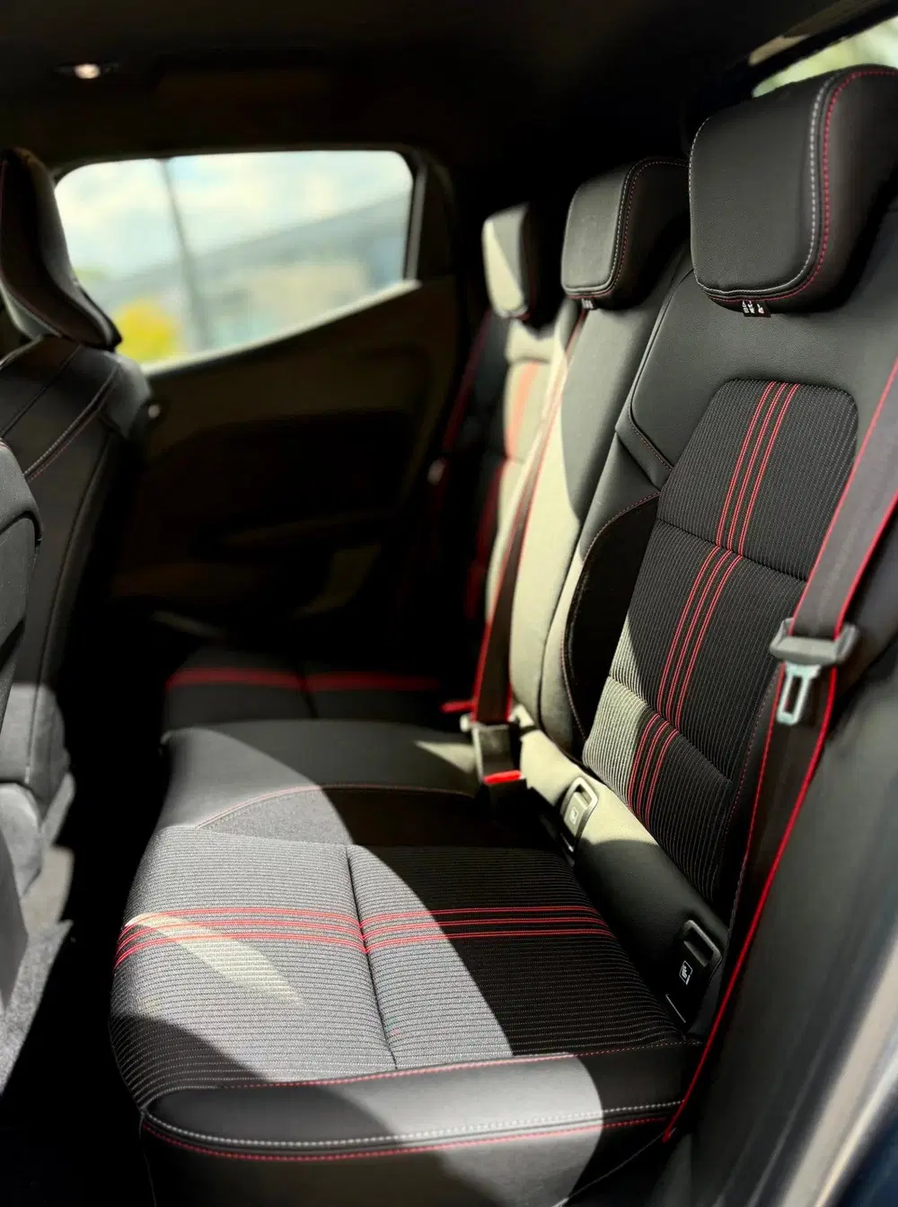 Renault Clio 1.6 E-Tech Hybrid 140 R.S. Line uit 2022, foto 7