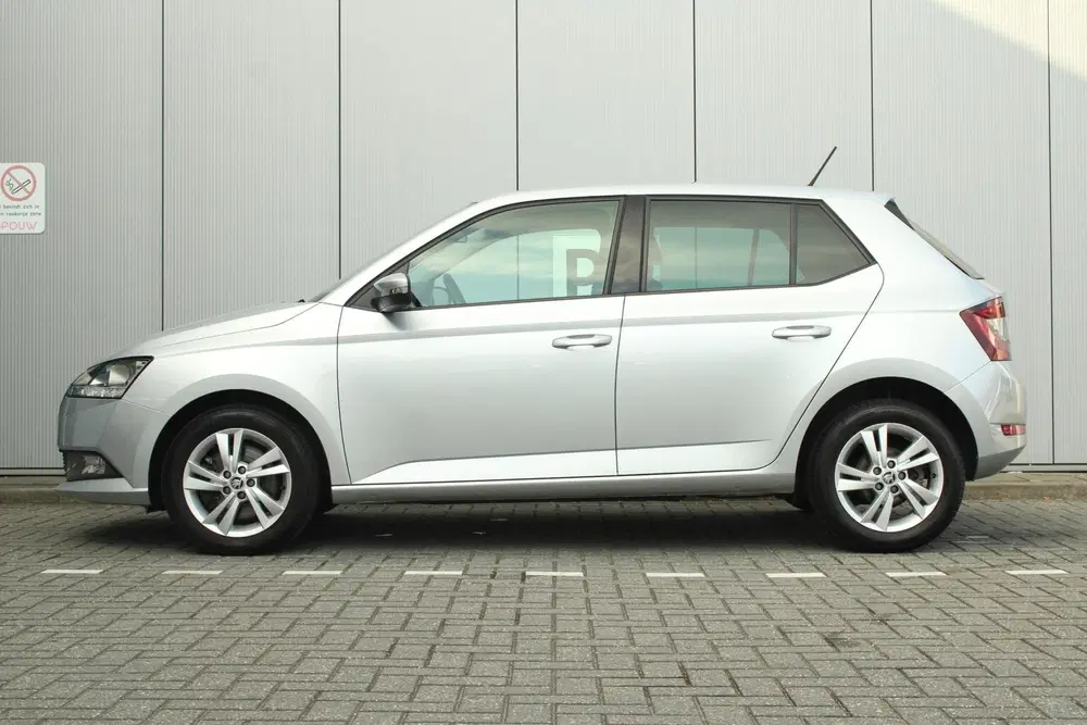 Skoda Fabia 1.0 95pk TSI DSG Ambition uit 2021, foto 11