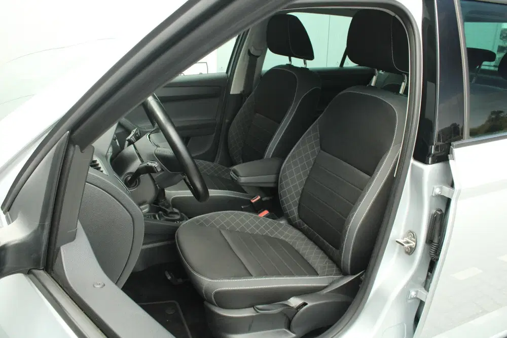 Skoda Fabia 1.0 95pk TSI DSG Ambition uit 2021, foto 4