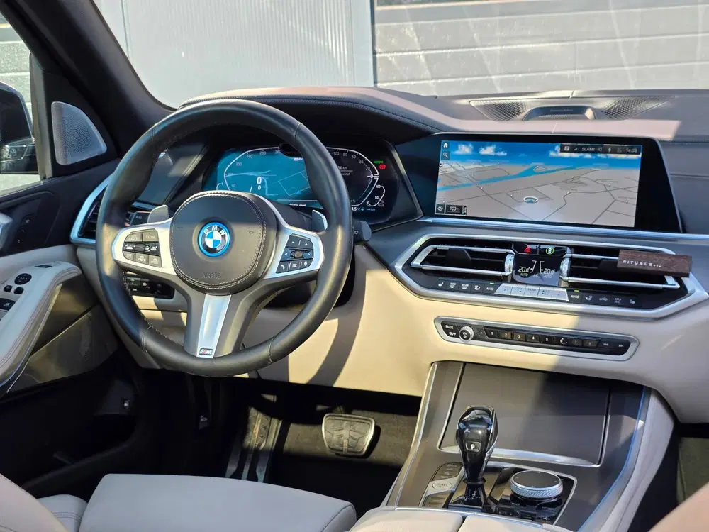 BMW X5 XDrive45e M Sport High Executive uit 2021, foto 7