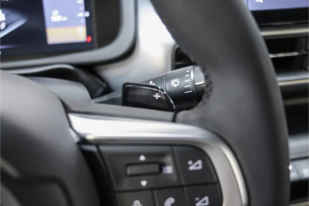 Jeep Avenger 1.2 e-Hybrid Altitude uit 2025, foto 15