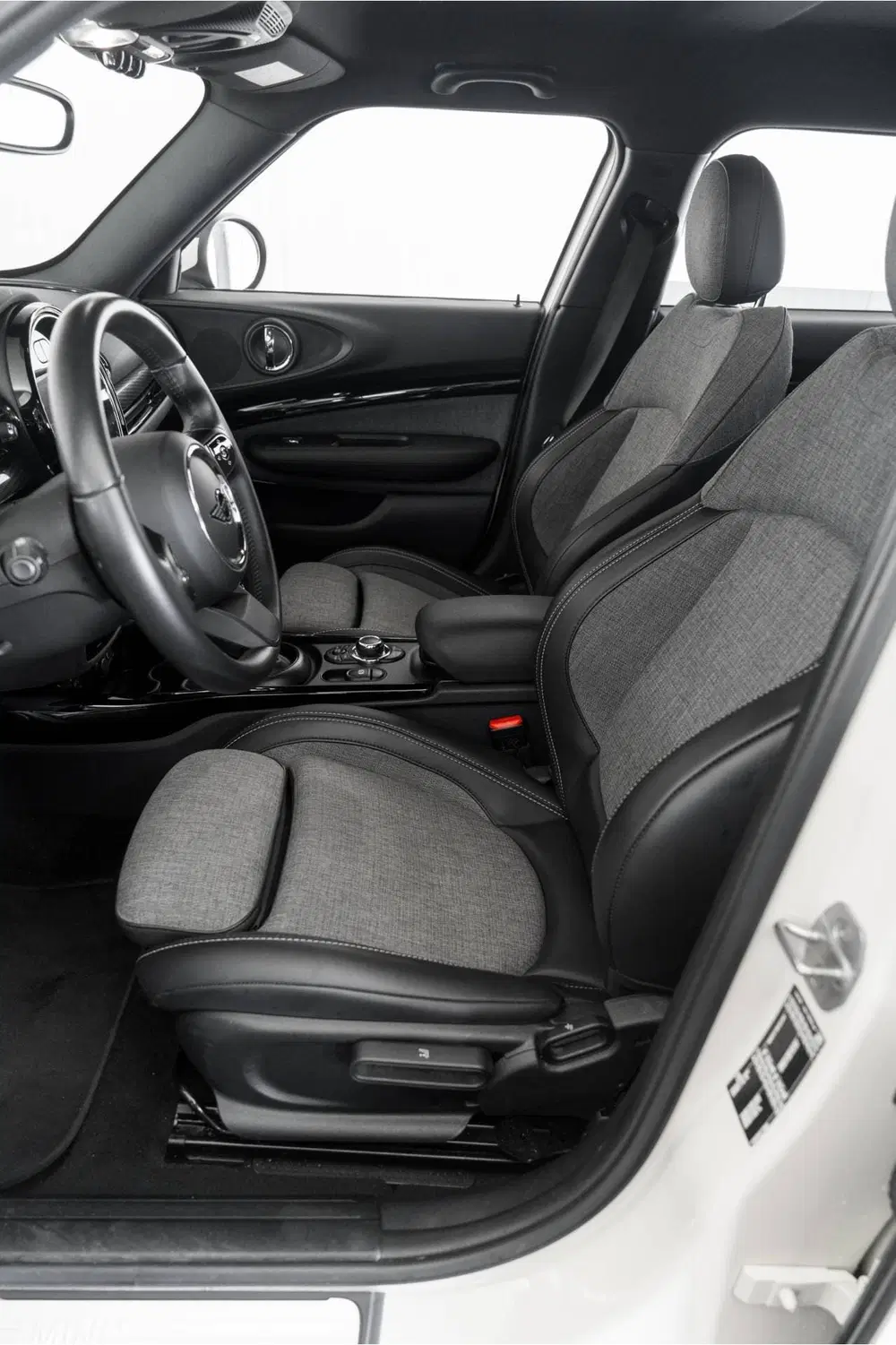 Mini Clubman 1.5 Business Edition uit 2022, foto 4