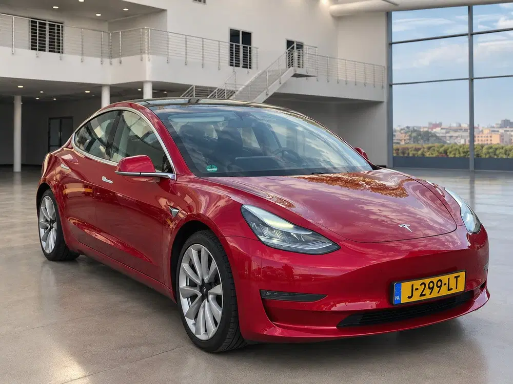 Tesla Model 3 Long Range AWD 75 kWh uit 2020, foto 2