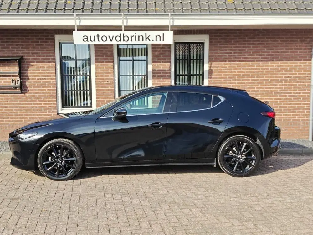Mazda 3 CAMERA uit 2024, foto 2