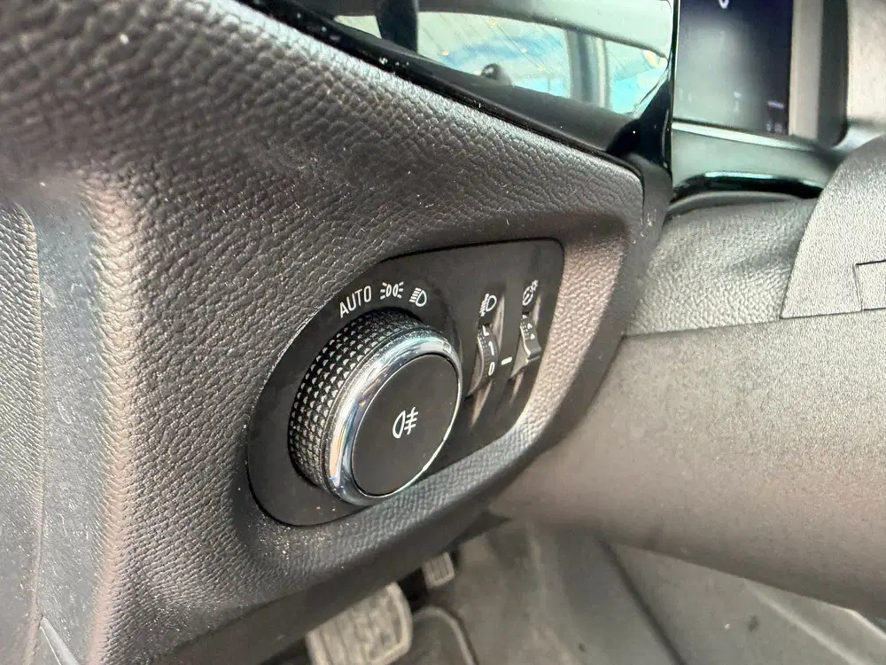 Opel Corsa 1.2 Elegance Automaat uit 2022, foto 13