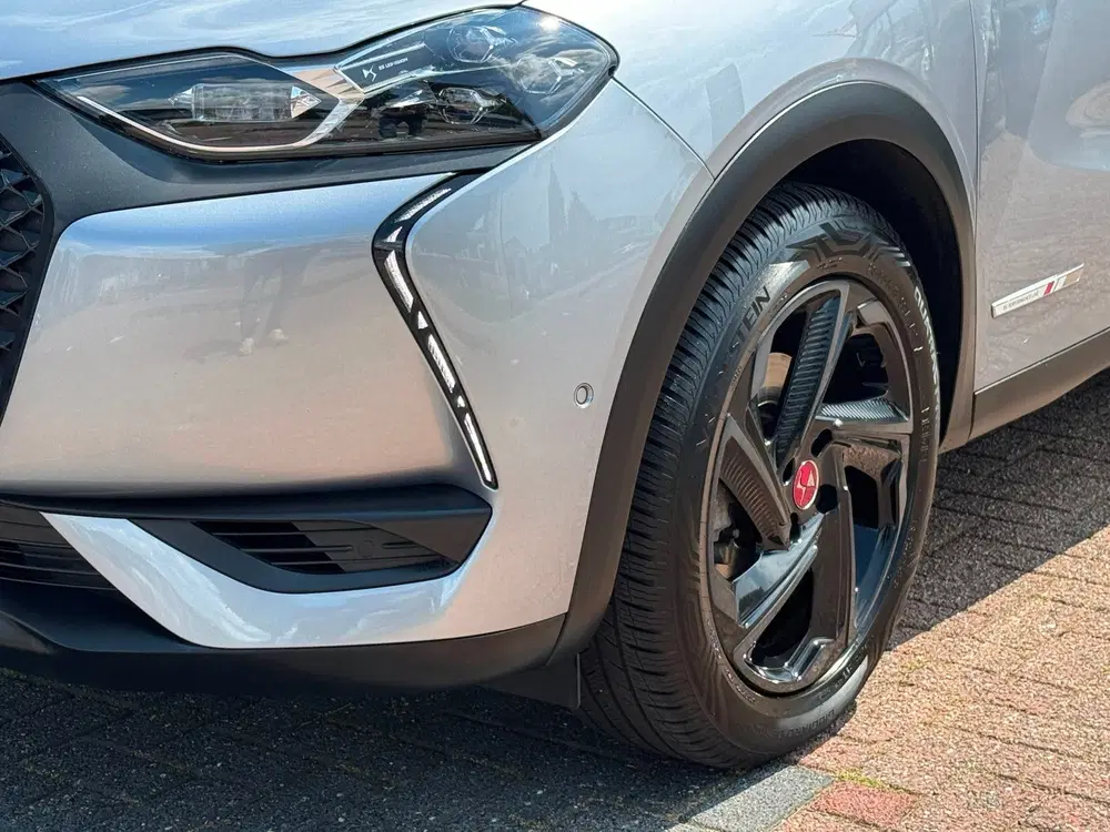 DS Automobiles DS 3 Crossback DS 3 Crossback 1.2 PureTech Performance Li uit 2019, foto 4