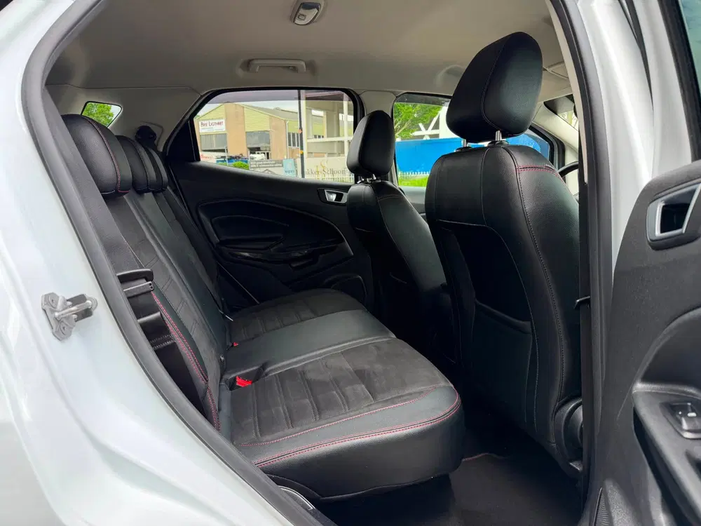 Ford EcoSport 1.0 EcoBoost ST-Line AUT uit 2019, foto 10