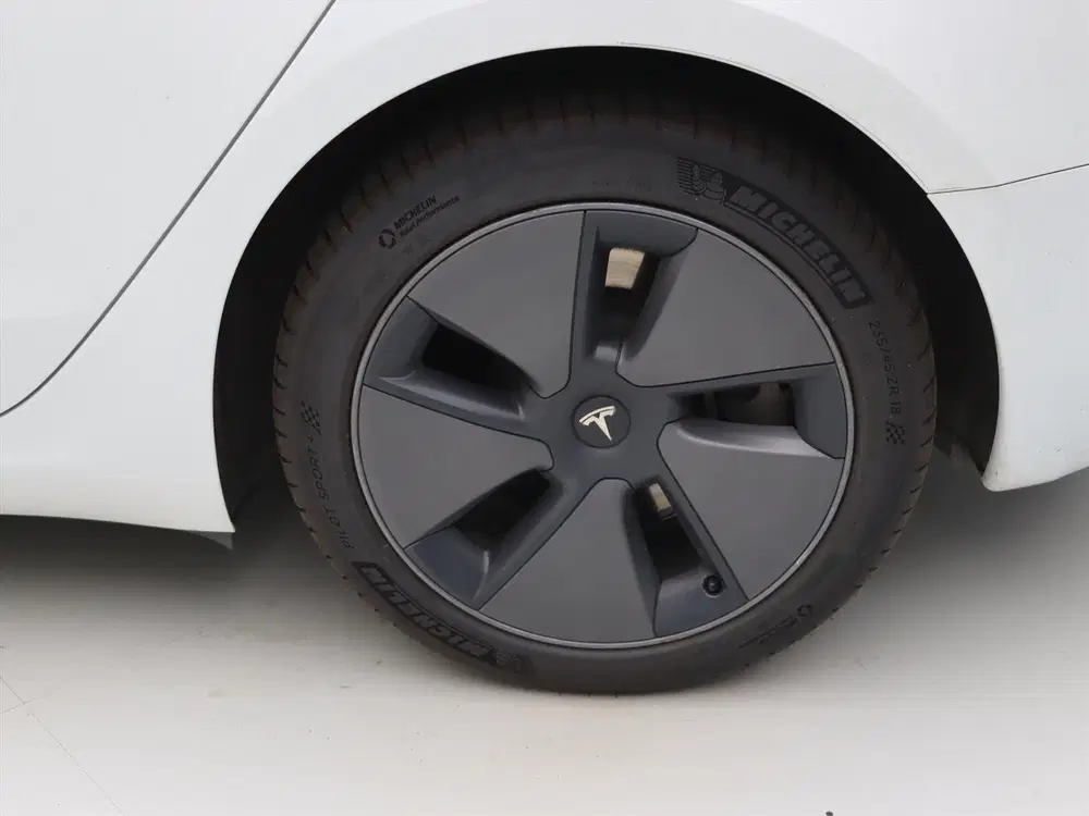 Tesla Model 3 Long-Range RWD 299pk [ AMD RYZEN+WARMTEPOM uit 2023, foto 12