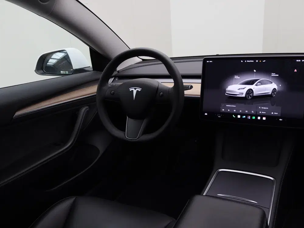 Tesla Model 3 Long-Range RWD 299pk [ AMD RYZEN+WARMTEPOM uit 2023, foto 2