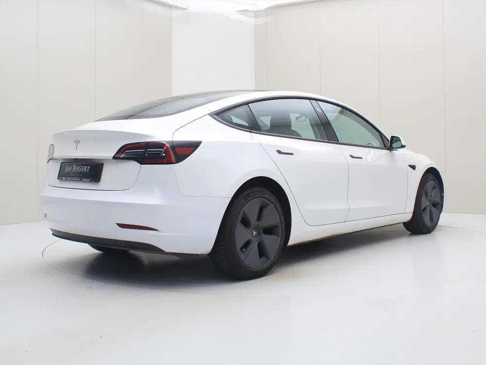 Tesla Model 3 Long-Range RWD 299pk [ AMD RYZEN+WARMTEPOM uit 2023, foto 3
