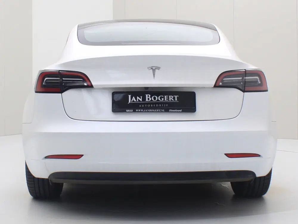 Tesla Model 3 Long-Range RWD 299pk [ AMD RYZEN+WARMTEPOM uit 2023, foto 7