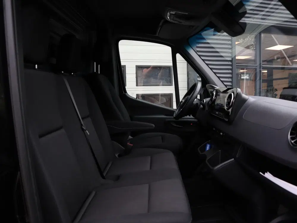 Mercedes-Benz Sprinter 317 CDI Automaat L2H2 LED uit 2024, foto 10