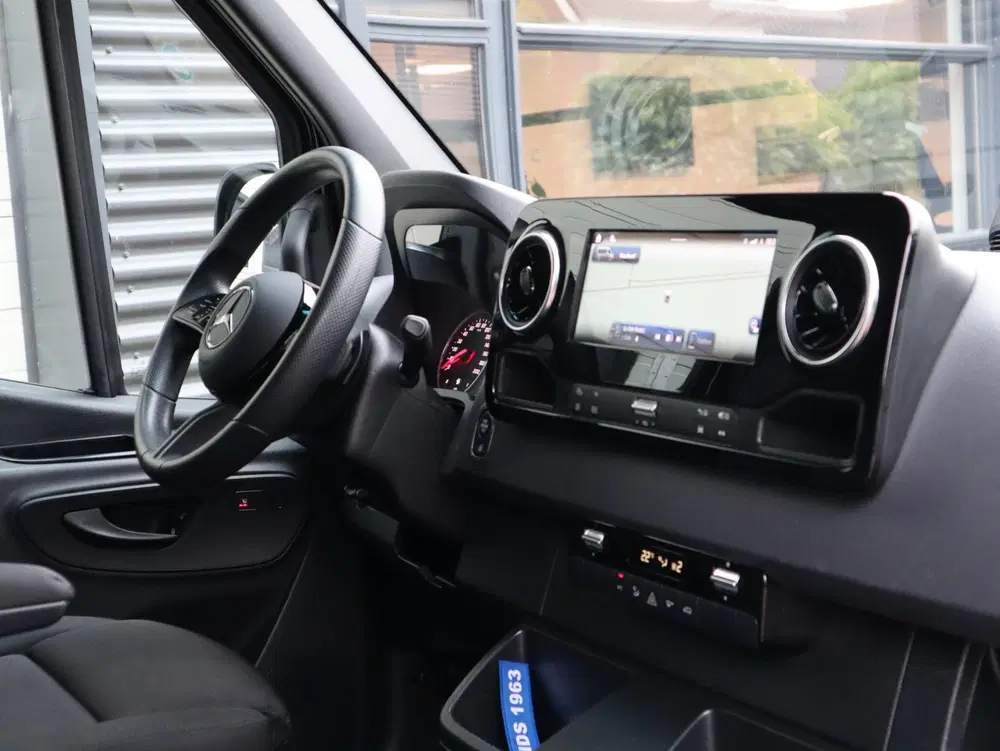 Mercedes-Benz Sprinter 317 CDI Automaat L2H2 LED uit 2024, foto 11